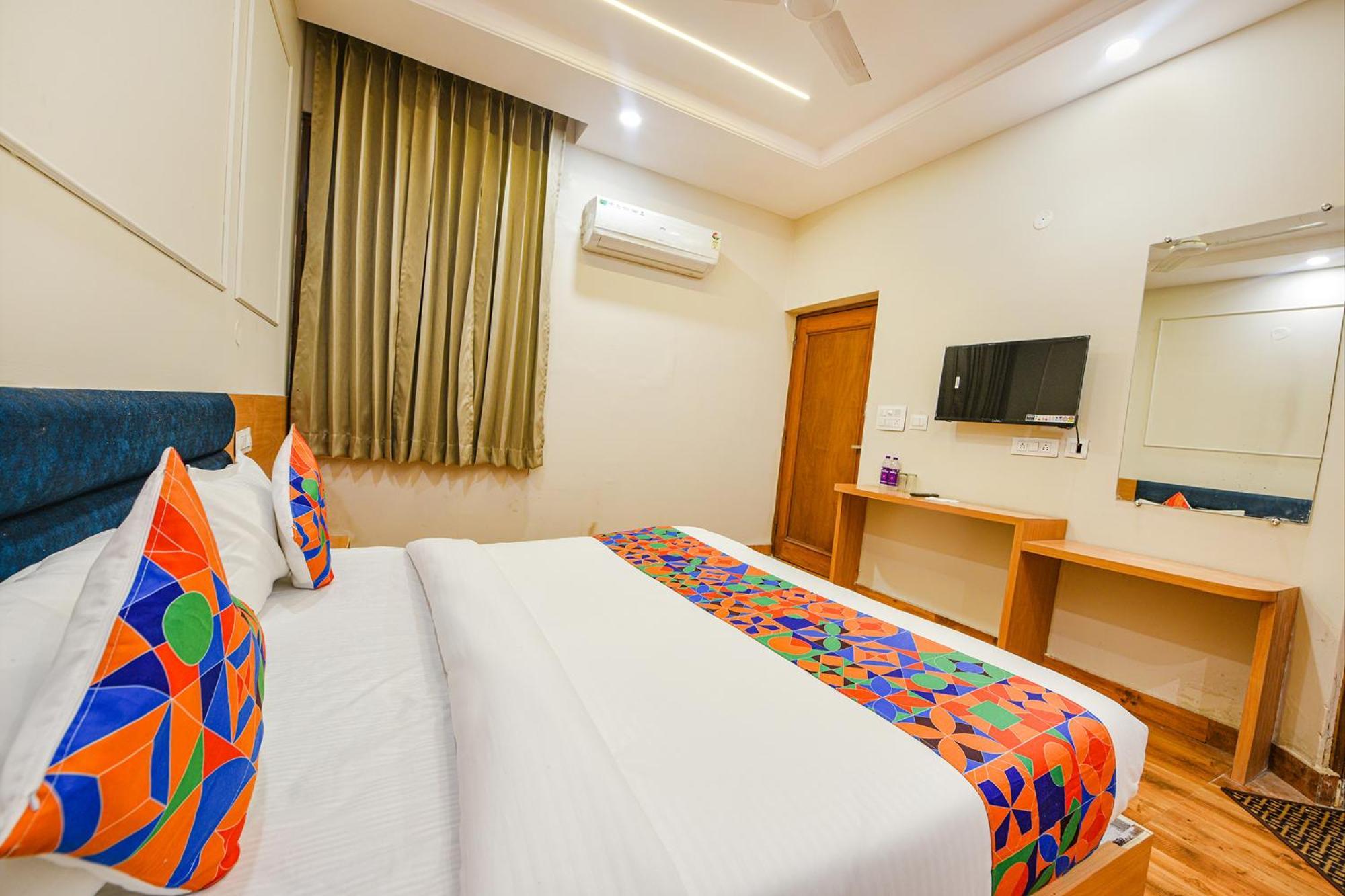 Fabhotel Alpine Tree 암리차르 외부 사진