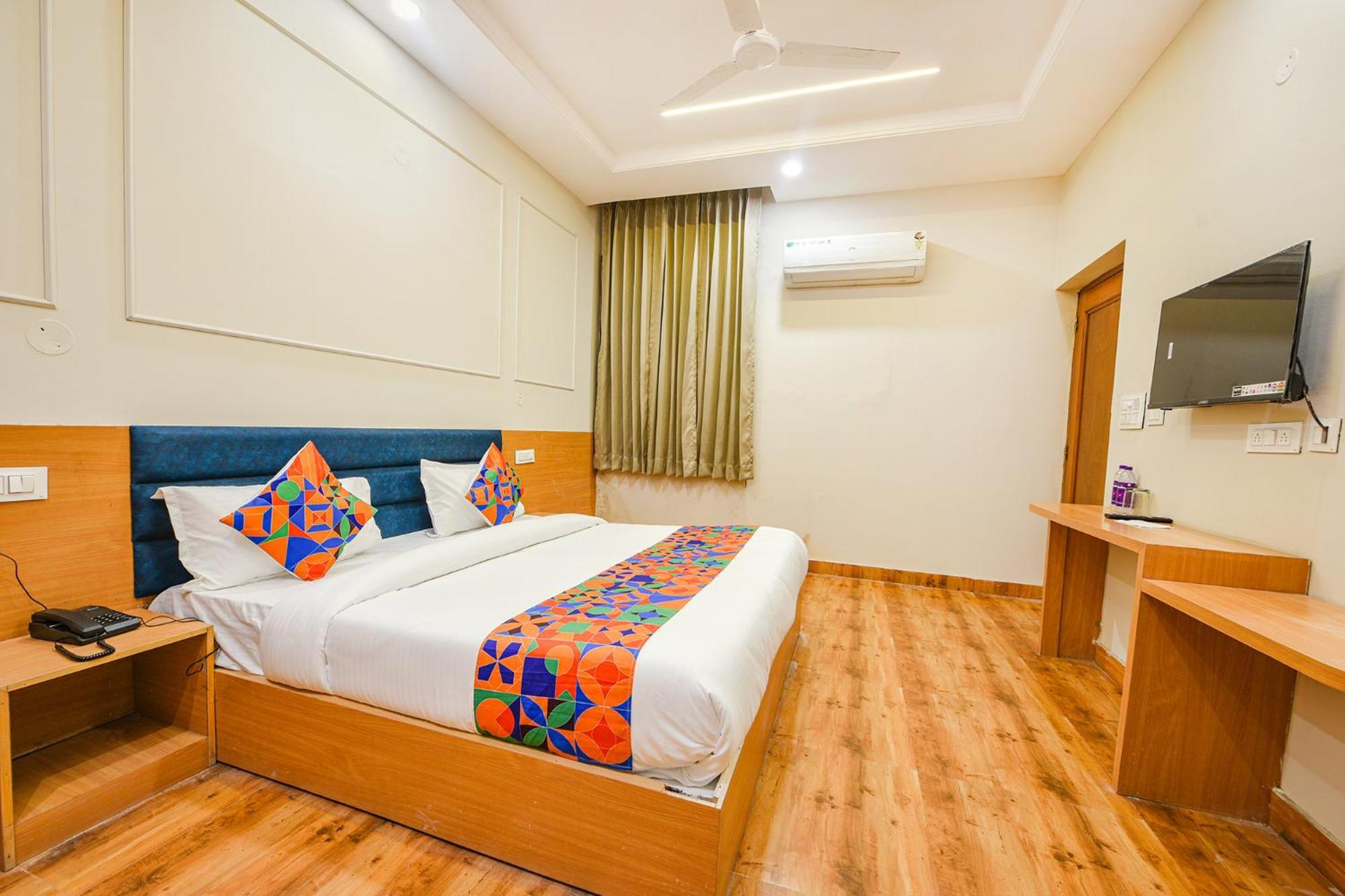 Fabhotel Alpine Tree 암리차르 외부 사진