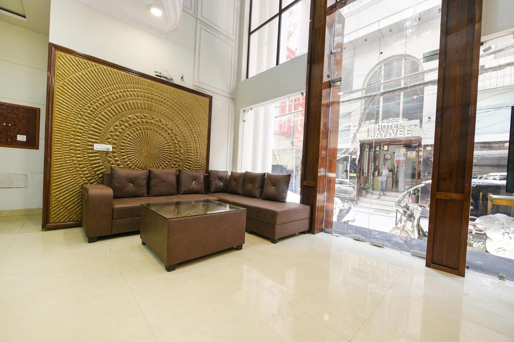Fabhotel Alpine Tree 암리차르 외부 사진